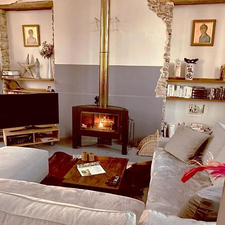 Villa De Vacances L'Ancienne Ecole Troche Экстерьер фото
